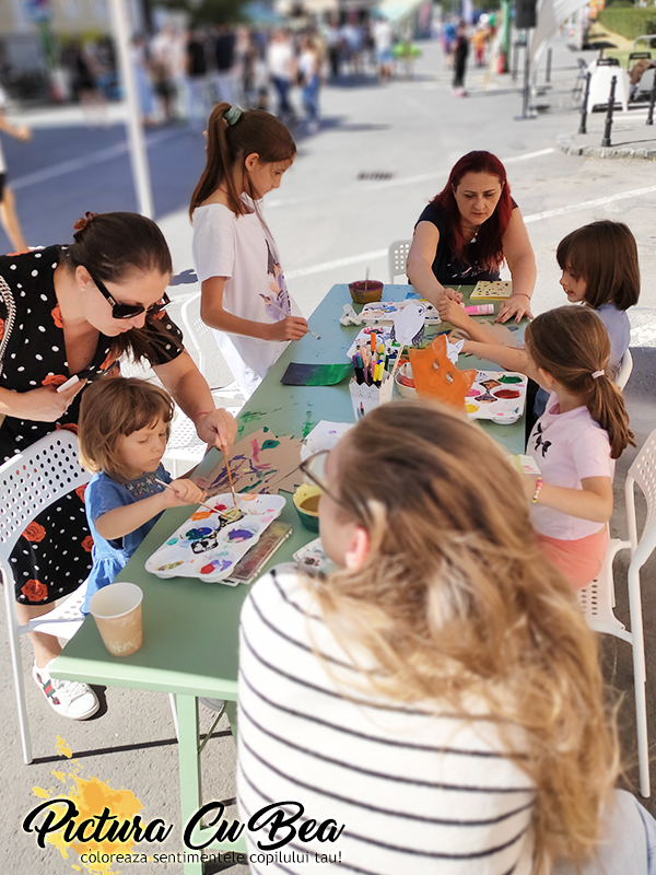 Pictura copii in stradă @PicturaCuBea